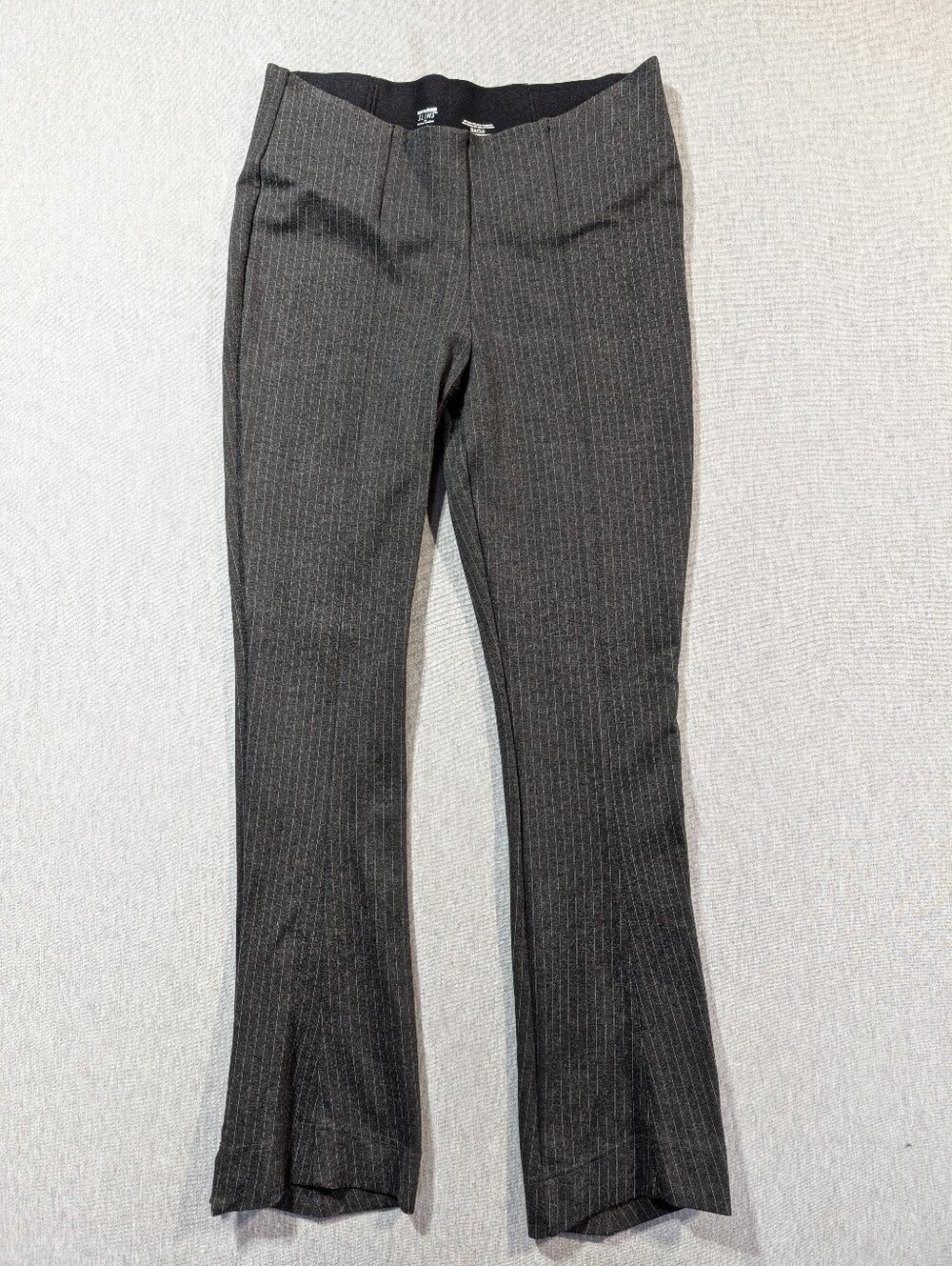 Nygard Slims Pinstriped Leggings Women's Large (14-16) Gray